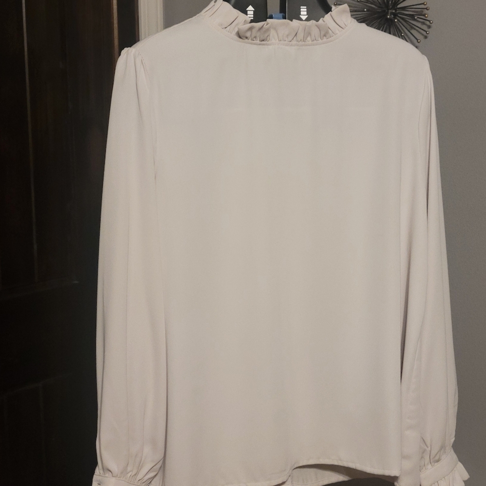 Zenana Outfitters Cream Smocked Long Sleeve Blouse